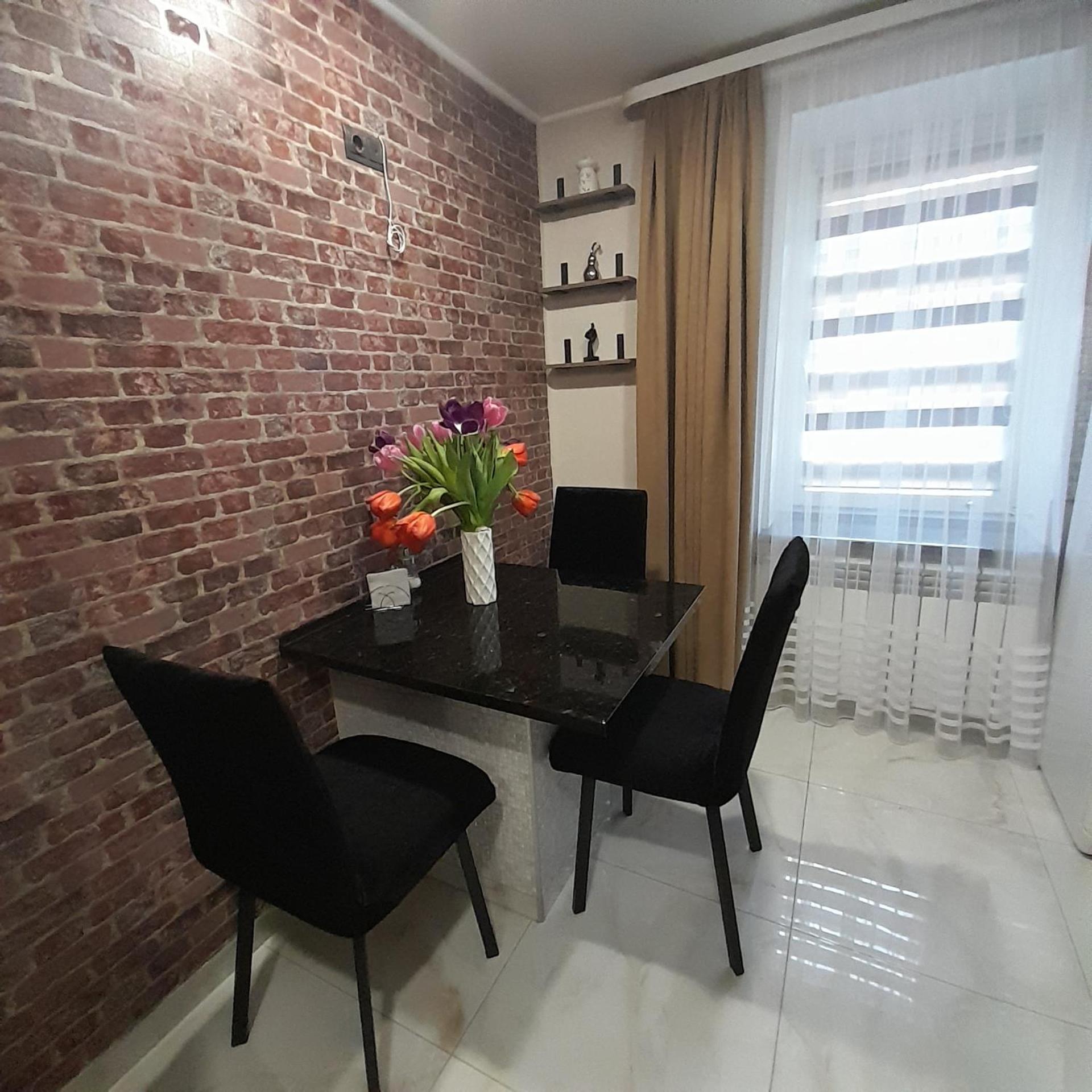 Lux Apartment In City Center Kremenčuk Esterno foto