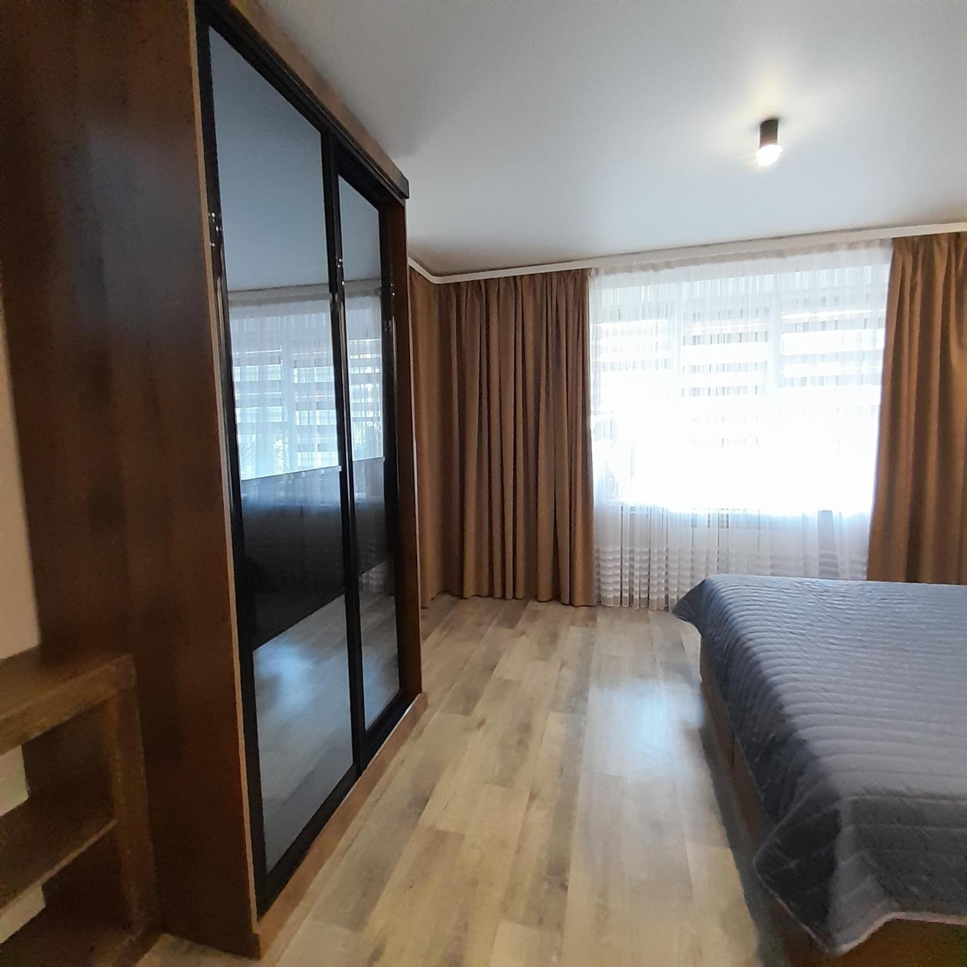 Lux Apartment In City Center Kremenčuk Esterno foto